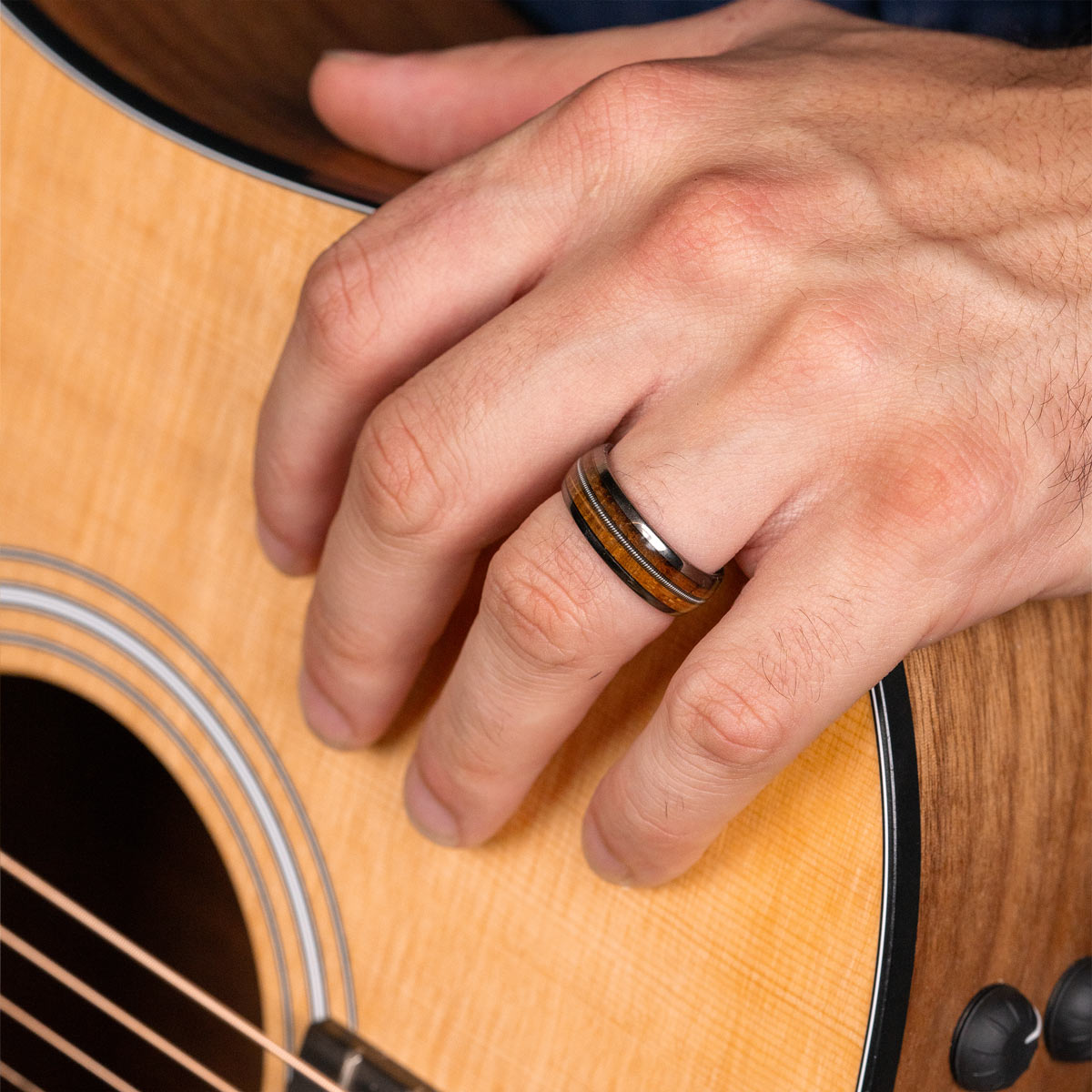 Pearich Tungsten Carbide with Whiskey Barrel Wood Ring