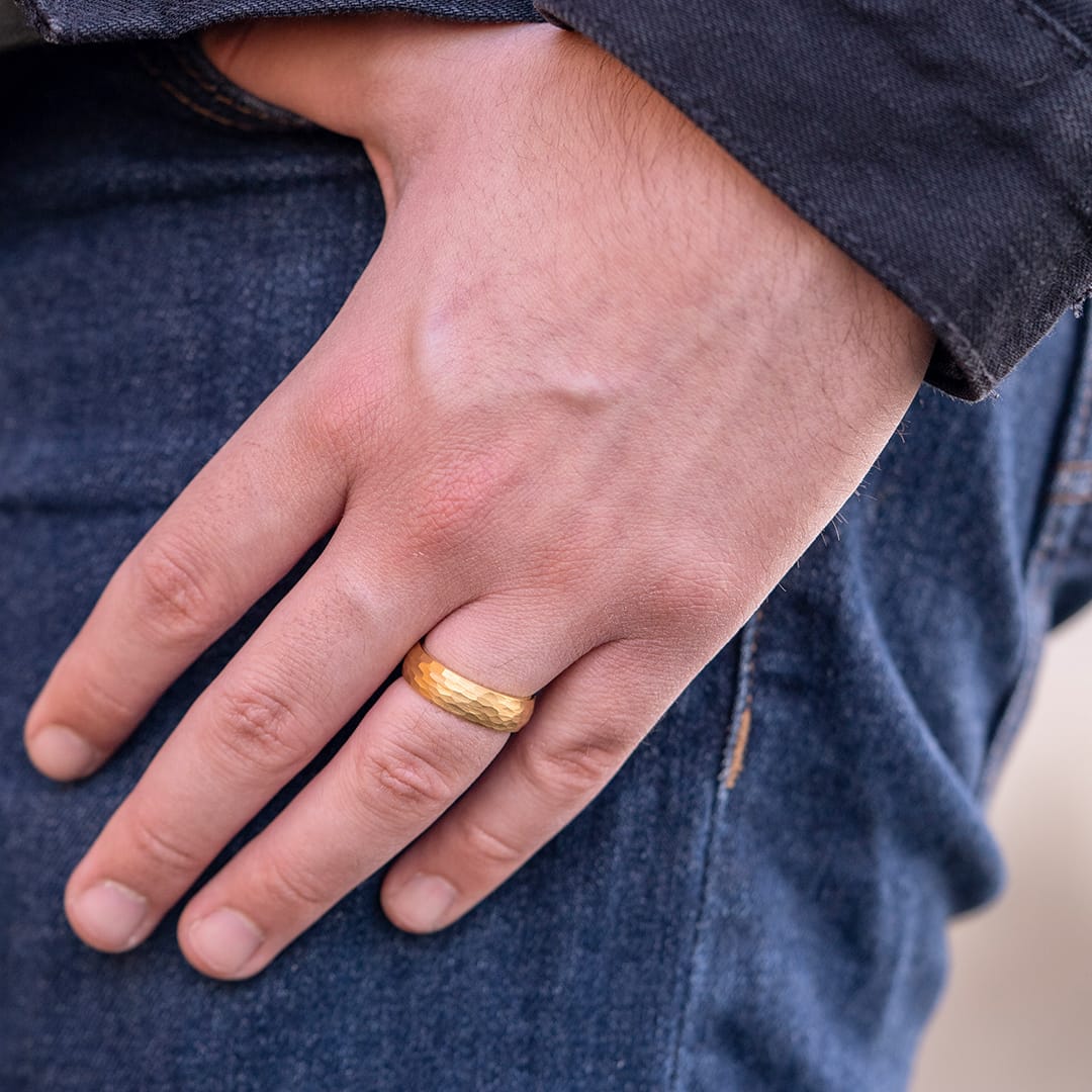 Pearich 6MM Gold Hammered Ring